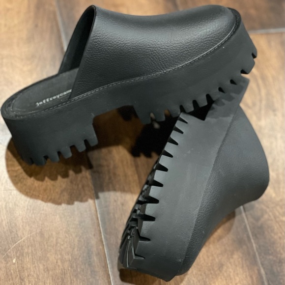 Jeffrey Campbell Clogge Clog NWOT - Picture 11 of 16